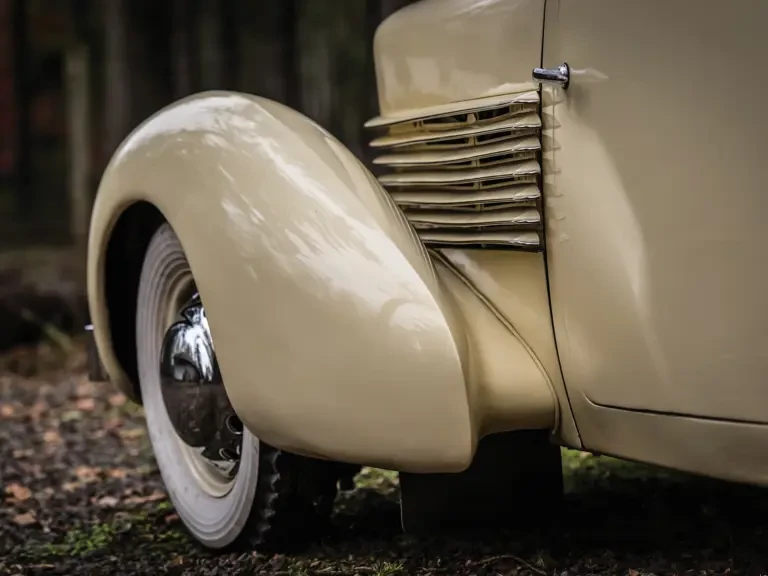 1936 Cord 810 & 812 - Image 20 of 21