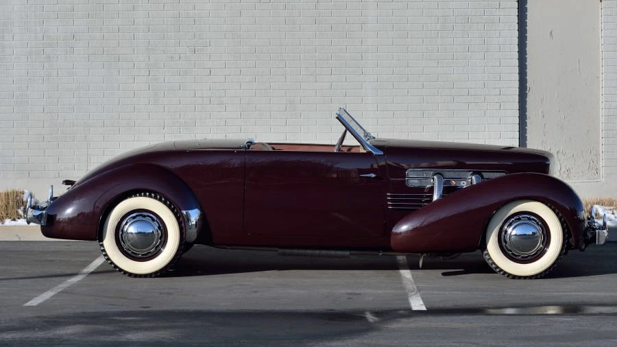 1936 Cord 810 & 812 - Image 3 of 20