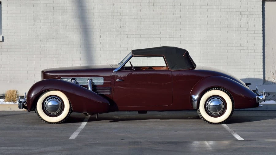 1936 Cord 810 & 812 - Image 9 of 20