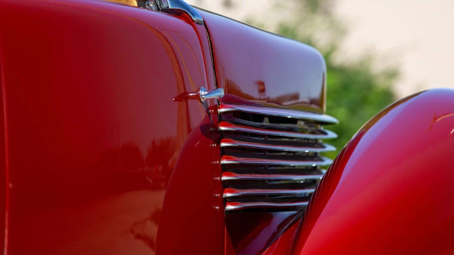 1936 Cord 810 & 812 - Image 13 of 20