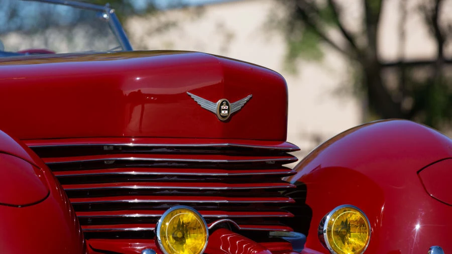1936 Cord 810 & 812 - Image 18 of 20
