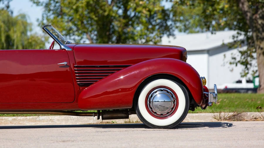 1936 Cord 810 & 812 - Image 19 of 20