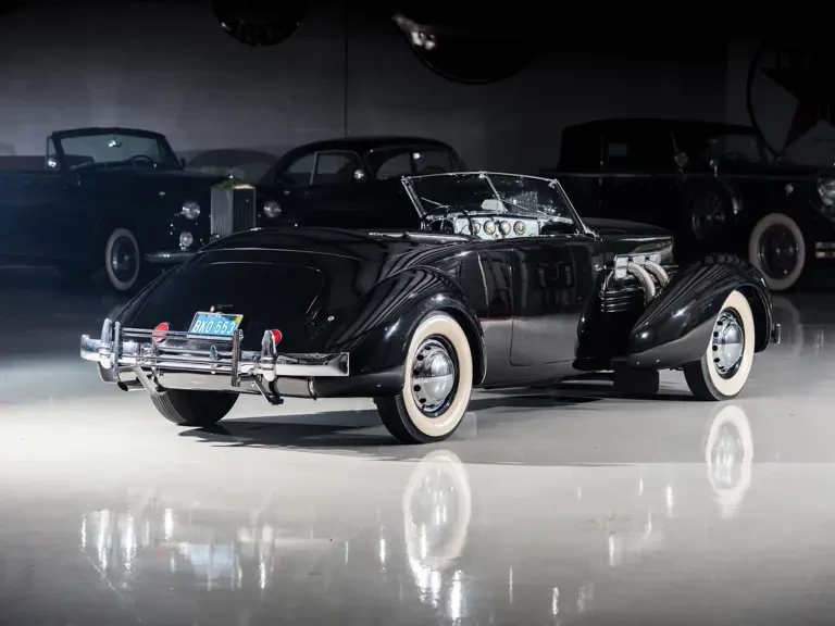 1936 Cord 810 & 812 - Image 30 of 31