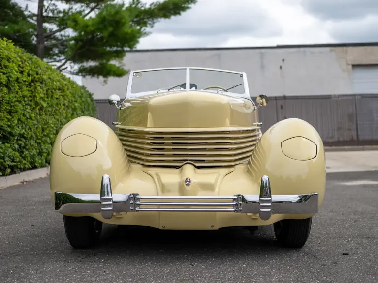 1936 Cord 810 & 812 - Image 8 of 31