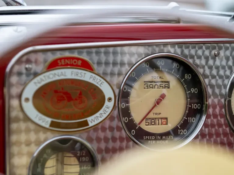 1936 Cord 810 & 812 - Image 16 of 31