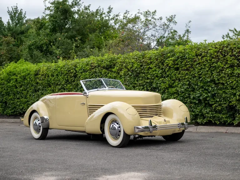 1936 Cord 810 & 812 - Image 10 of 31