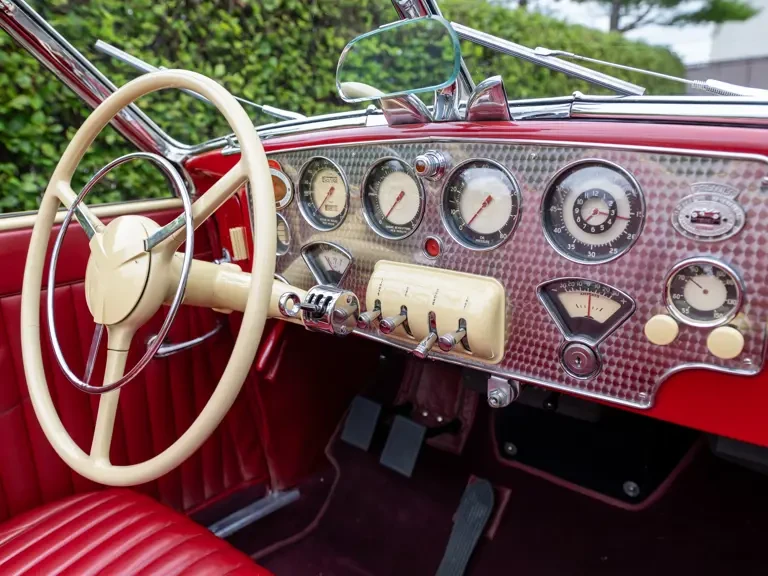 1936 Cord 810 & 812 - Image 15 of 31