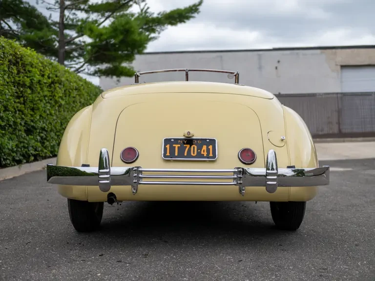 1936 Cord 810 & 812 - Image 9 of 31