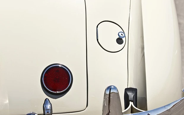 1936 Cord 810 & 812 - Image 13 of 15