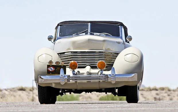 1936 Cord 810 & 812 - Image 3 of 15