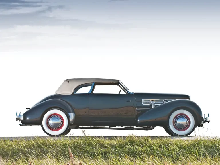 1936 Cord 810 & 812 - Image 6 of 16