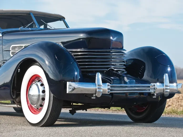 1936 Cord 810 & 812 - Image 8 of 16