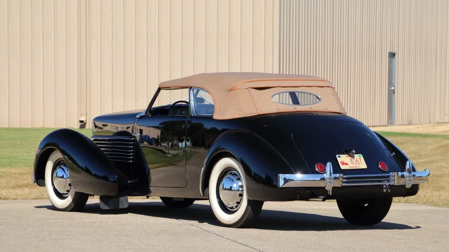 1936 Cord 810 & 812 - Image 3 of 12