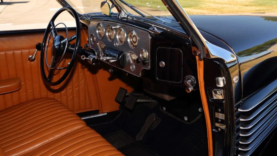 1936 Cord 810 & 812 - Image 5 of 12
