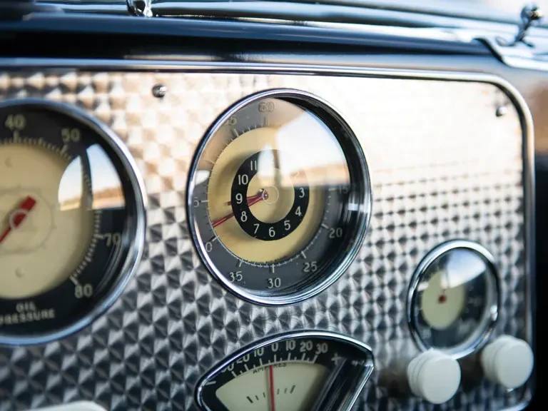 1936 Cord 810 & 812 - Image 26 of 31