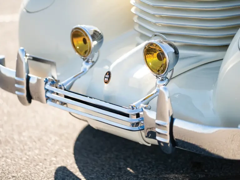 1936 Cord 810 & 812 - Image 13 of 31