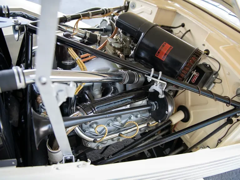 1936 Cord 810 & 812 - Image 4 of 31