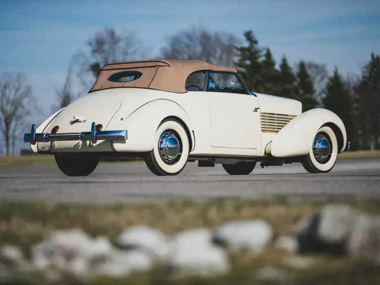 1936 Cord 810 & 812 - Image 3 of 31