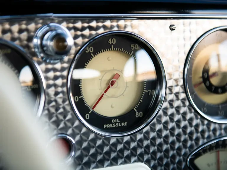 1936 Cord 810 & 812 - Image 27 of 31