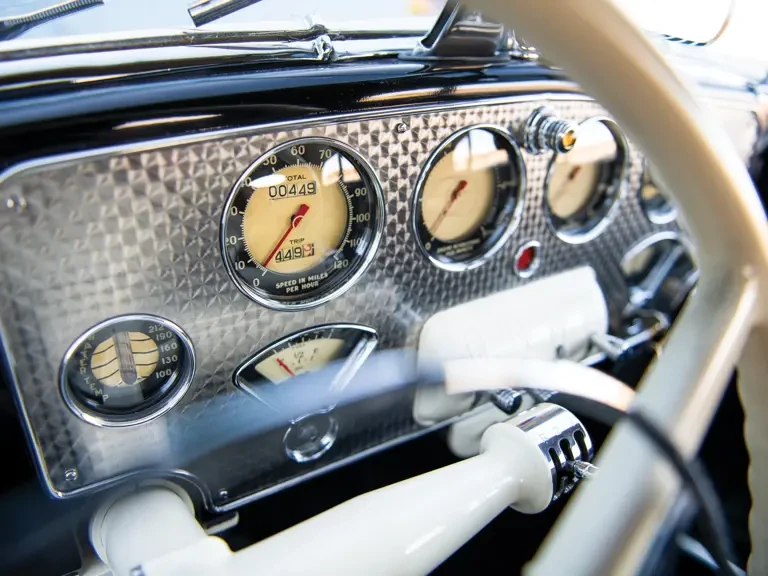 1936 Cord 810 & 812 - Image 23 of 31