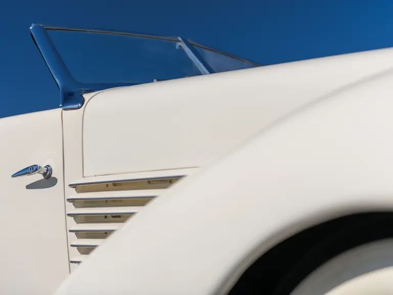 1936 Cord 810 & 812 - Image 12 of 31