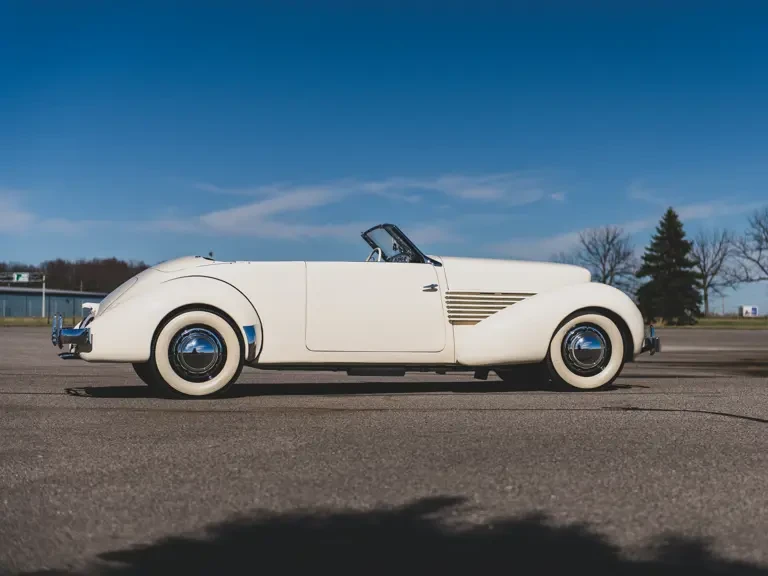 1936 Cord 810 & 812 - Image 7 of 31