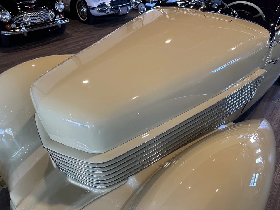 1936 Cord 810 & 812 - Image 26 of 31