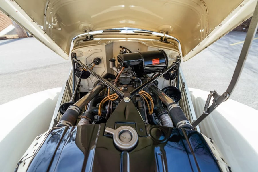 1936 Cord 810 & 812 - Image 30 of 31