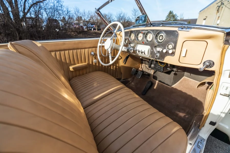1936 Cord 810 & 812 - Image 17 of 31