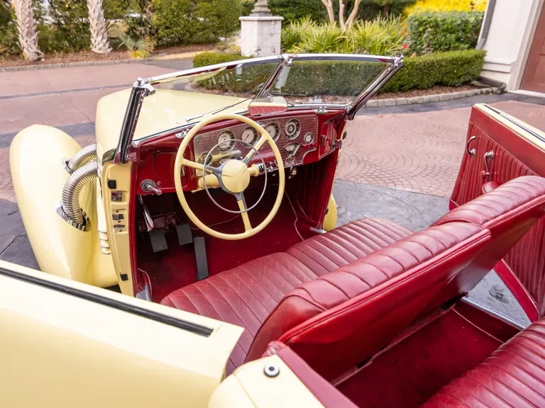 1936 Cord 810 & 812 - Image 20 of 31