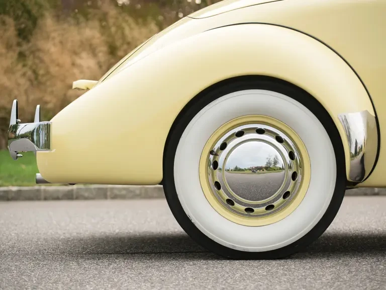 1936 Cord 810 & 812 - Image 14 of 20