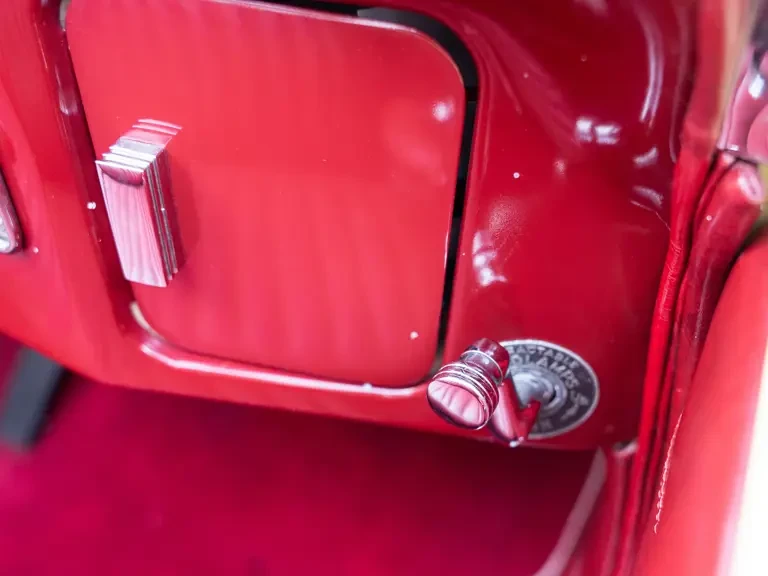 1936 Cord 810 & 812 - Image 25 of 31