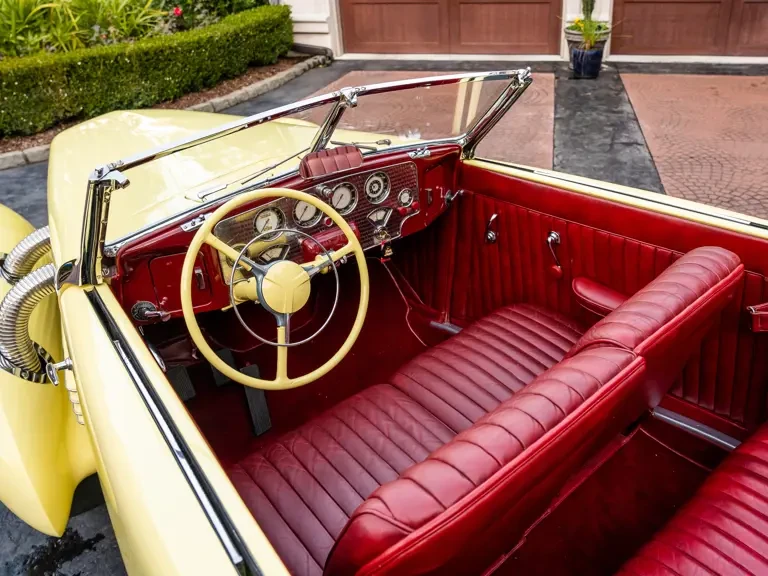 1936 Cord 810 & 812 - Image 5 of 31