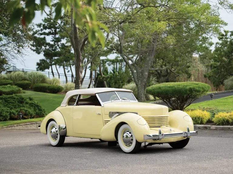 1936 Cord 810 & 812 - Image 15 of 20