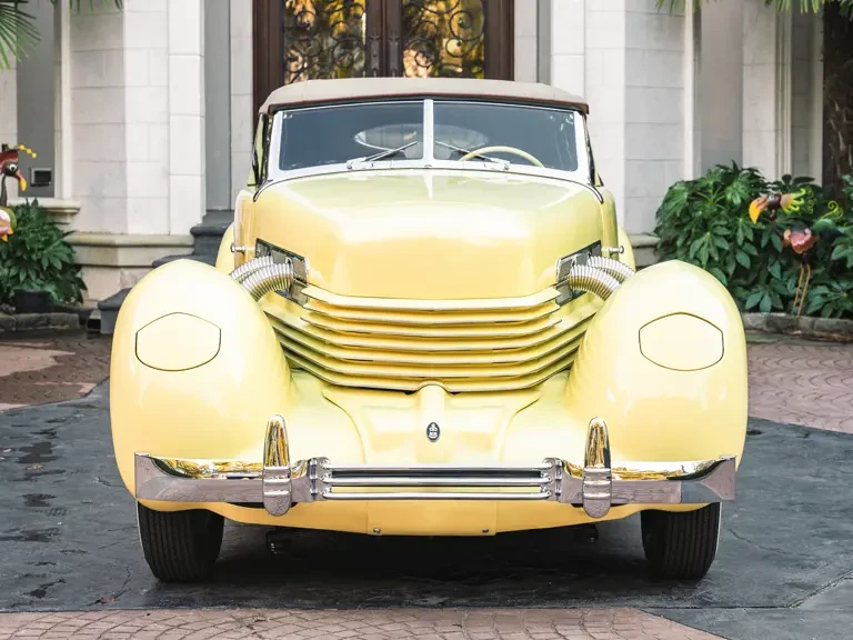 1936 Cord 810 & 812 - Image 8 of 31