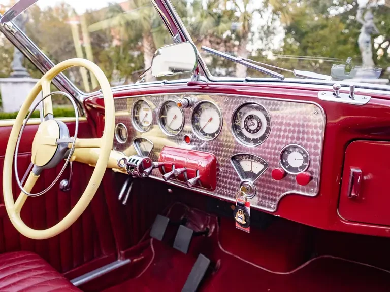 1936 Cord 810 & 812 - Image 14 of 31