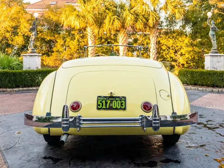 1936 Cord 810 & 812 - Image 9 of 31