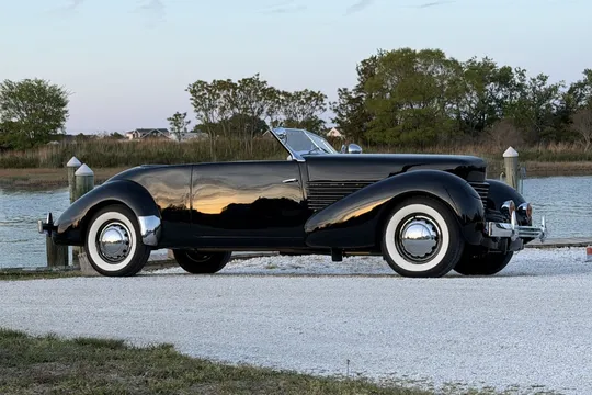 1936 Cord 810 Phaeton