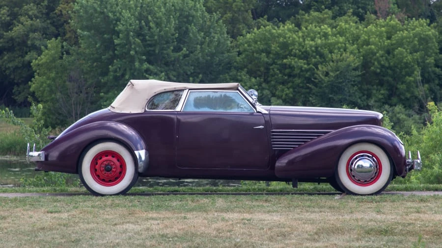 1936 Cord 810 & 812 - Image 8 of 13