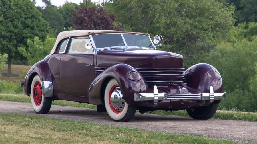 1936 Cord 810 & 812 - Image 12 of 13
