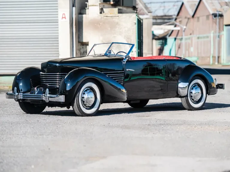 1936 Cord 810 & 812 - Image 2 of 28