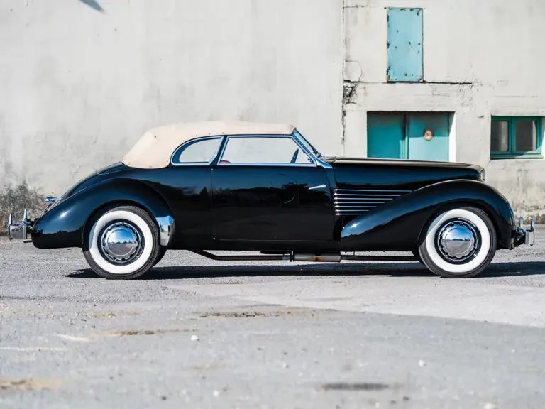 1936 Cord 810 & 812 - Image 26 of 28