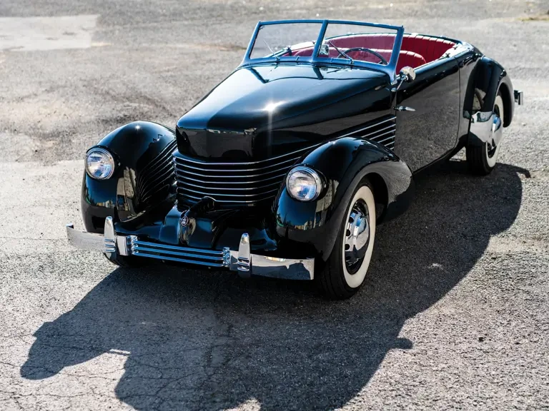 1936 Cord 810 & 812 - Image 8 of 28