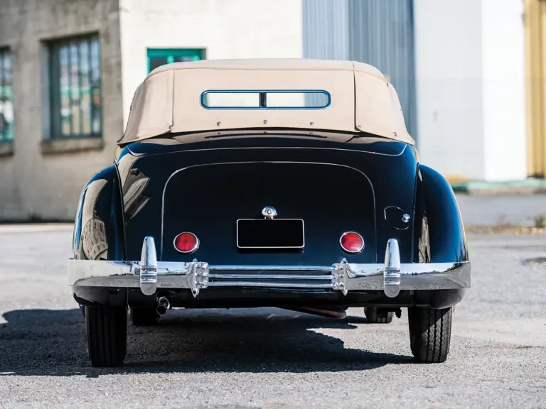 1936 Cord 810 & 812 - Image 10 of 28