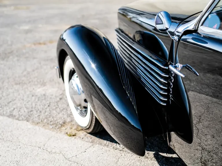 1936 Cord 810 & 812 - Image 18 of 28