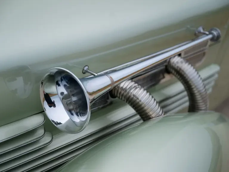 1936 Cord 810 & 812 - Image 25 of 31