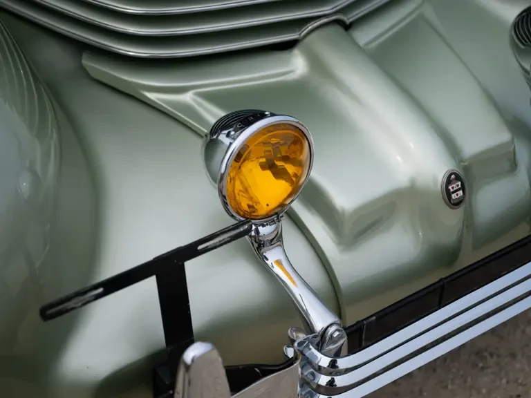 1936 Cord 810 & 812 - Image 21 of 31