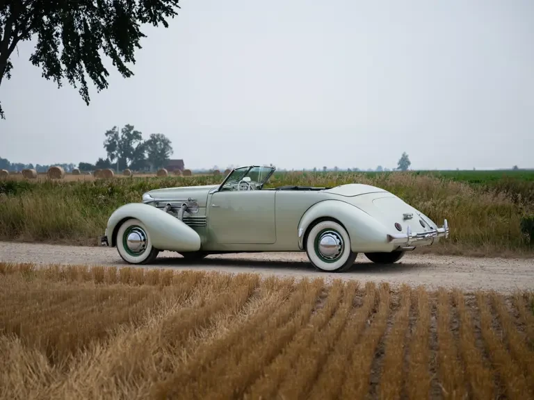 1936 Cord 810 & 812 - Image 12 of 31