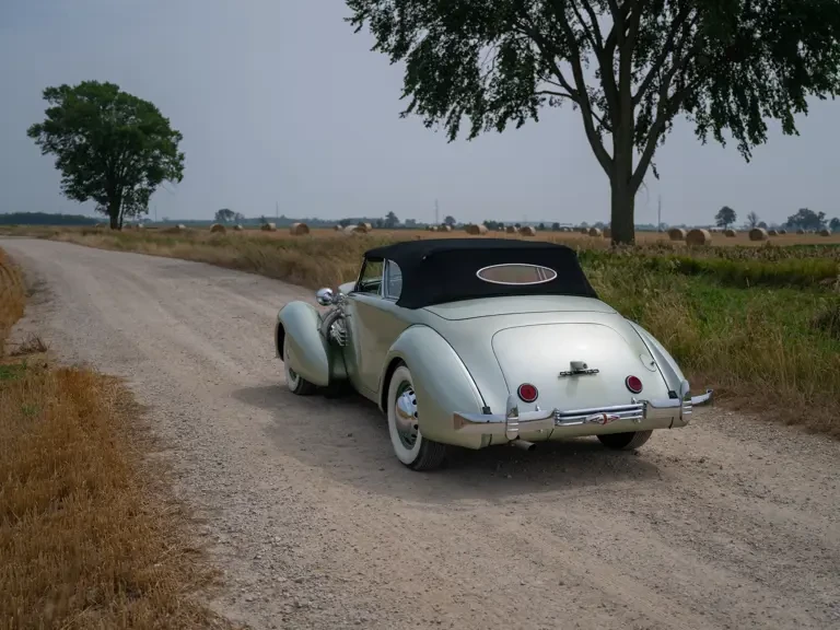 1936 Cord 810 & 812 - Image 3 of 31