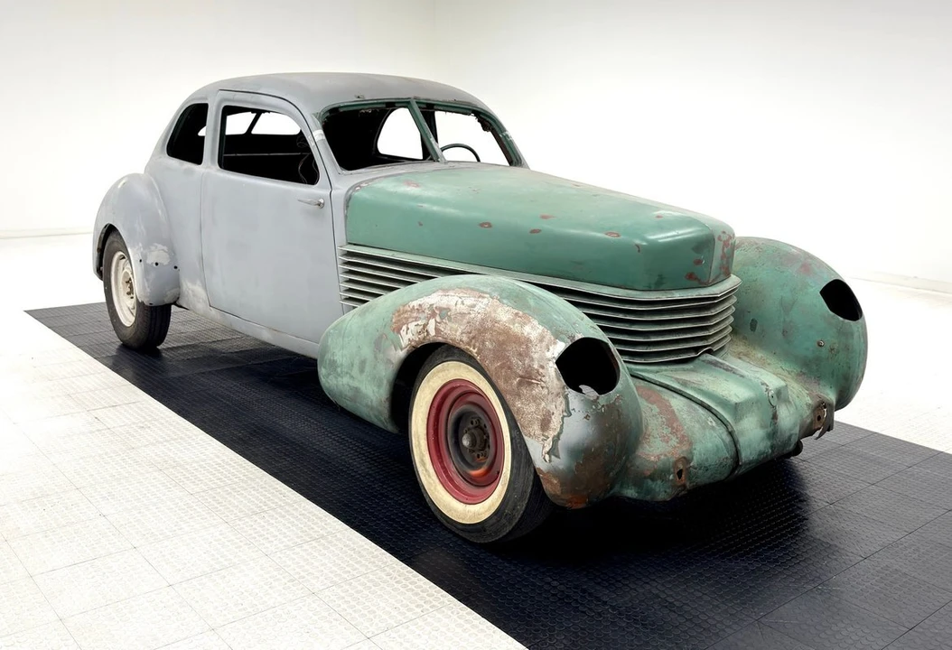 1936 Cord 810 & 812 - Image 7 of 12